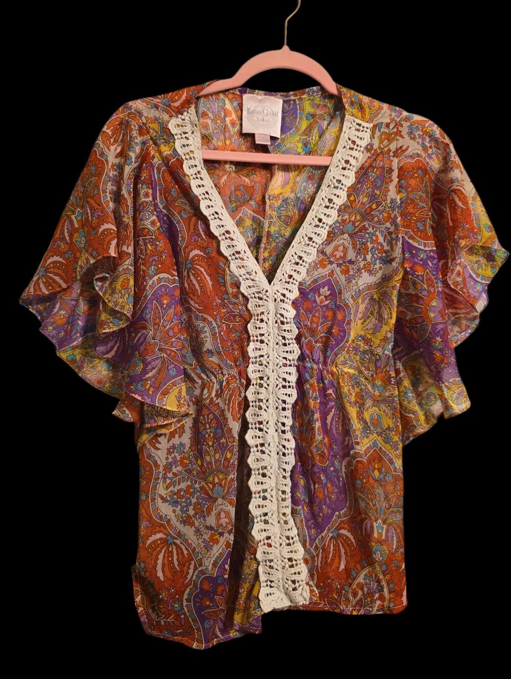 🔥CLEAROUT ADD 3 FIRE LISTINGS FOR 50% OFF🔥 Bohemian Flutter Sleeve Top